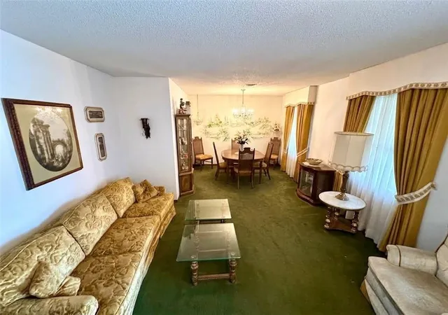 Photo 2 of Single family home for sale at 1701 Highland Ave, Metairie, LA 70001 | MLS# 2577255 | Listing updated on 2026-09-27