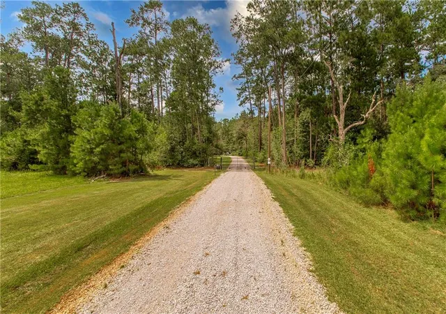 Photo 4 of Single family home for sale at 44505 S Coburn Rd, Hammond, LA 70403 | MLS# 2577570 | Listing updated on 2026-09-21