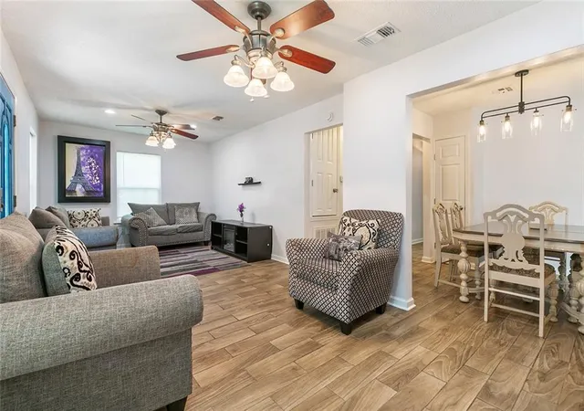 Photo 2 of Townhouse for sale at 7543 Forest Glen Rd, New Orleans, LA 70127 | MLS# 2577606 | Listing updated on 2026-09-17