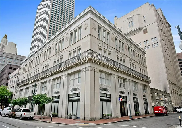 Photo 1 of Condo for sale at 334 Carondelet St #404, New Orleans, LA 70130 | MLS# 2577588 | Listing updated on 2026-09-19