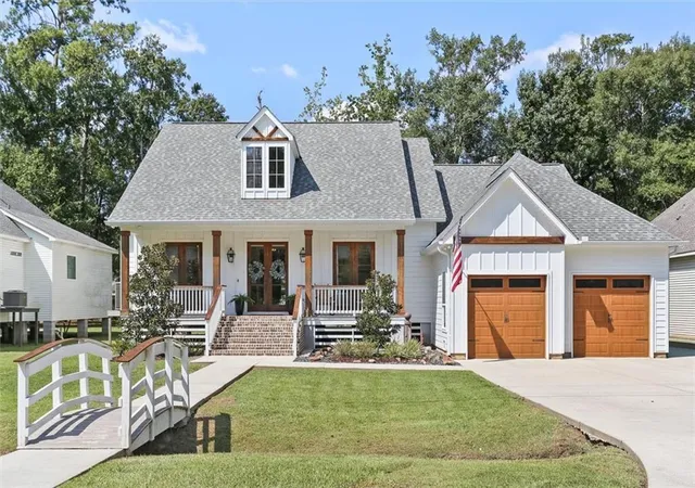 Photo 1 of Single family home for sale at 67147 Montaigne St, Mandeville, LA 70471 | MLS# 2577558 | Listing updated on 2026-09-19