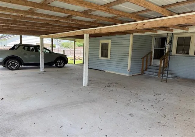 Photo 2 of Single family home for sale at 200 W Olive St, Amite, LA 70422 | MLS# 2577542 | Listing updated on 2026-09-17