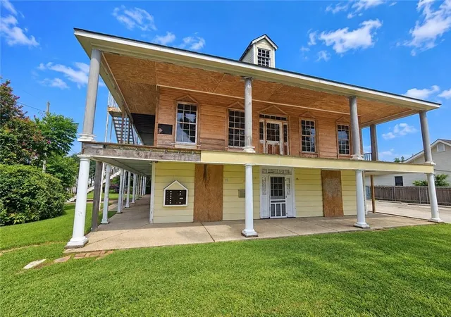 Photo 2 of Multi family home for sale at 606 Egania St, New Orleans, LA 70117 | MLS# 2577714 | Listing updated on 2026-09-19