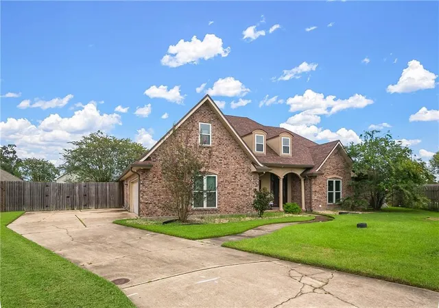 Photo 2 of Single family home for sale at 106 Ricker Ct, La Place, LA 70068 | MLS# 2573509 | Listing updated on 2026-09-17