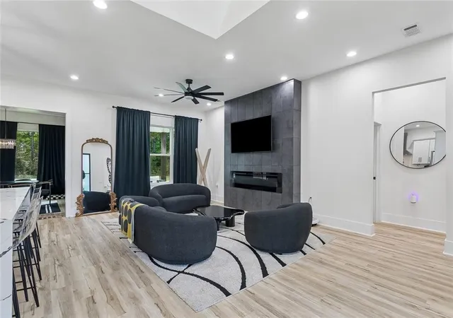 Photo 3 of Single family home for sale at 617 Deason St, Picayune, MS 39466 | MLS# 2577741 | Listing updated on 2026-09-17