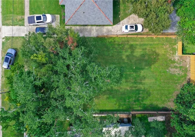 Photo 3 of Land for sale at 207 Transcontinental Dr, Metairie, LA 70001 | MLS# 2577760 | Listing updated on 2026-09-18