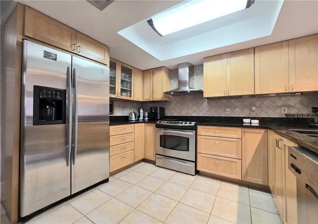 Photo 4 of Condo for sale at 500 Aries St #1B, Mandeville, LA 70471 | MLS# 2576352 | Listing updated on 2026-10-22