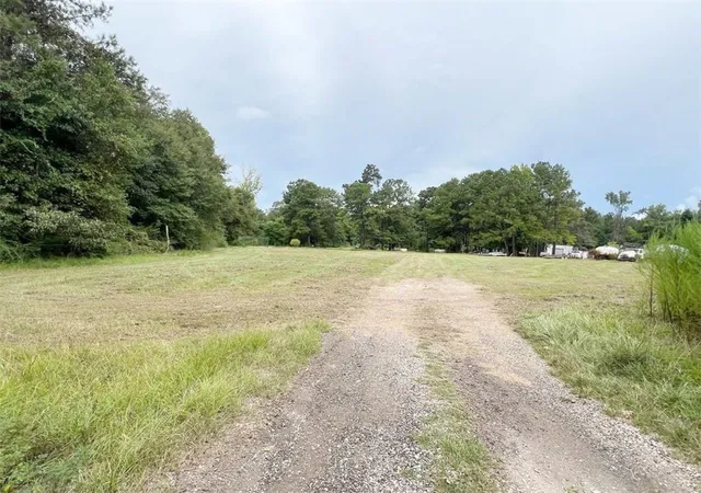 Photo 2 of Land for sale at 28638 Krentel Rd, Lacombe, LA 70445 | MLS# 2577806 | Listing updated on 2026-09-17