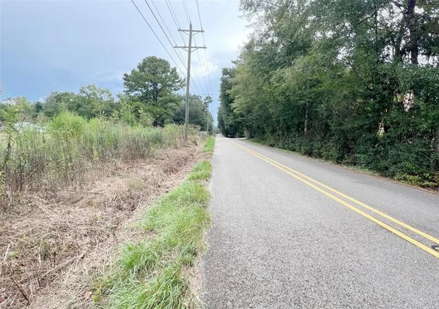 Photo 4 of Land for sale at 28638 Krentel Rd, Lacombe, LA 70445 | MLS# 2577806 | Listing updated on 2026-09-17