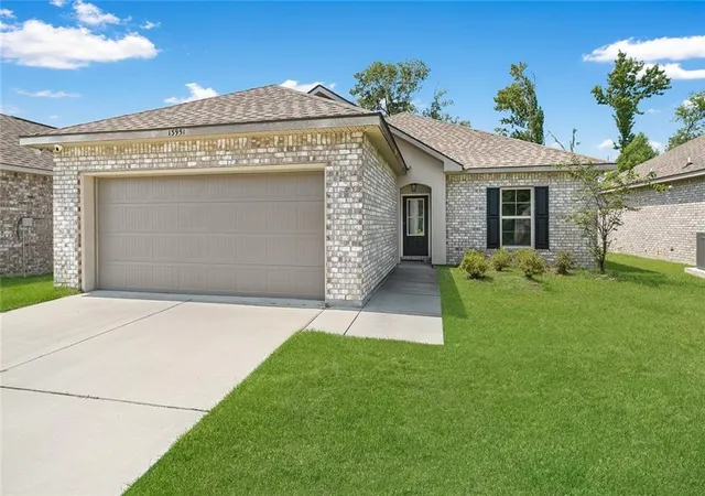 Single family home for sale at 13951 Barrington Ave, Denham Springs, LA 70726 | MLS# 2577823