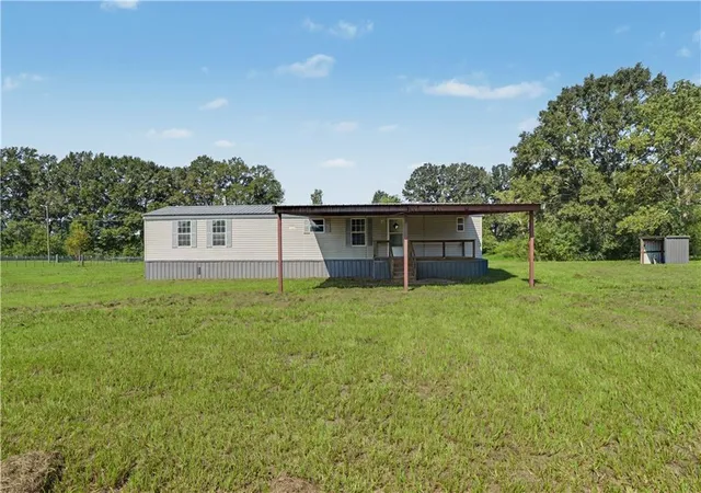 Photo 3 of Single family home for sale at 19335 Sunset Rd, Franklinton, LA 70438 | MLS# 2575626 | Listing updated on 2026-09-19