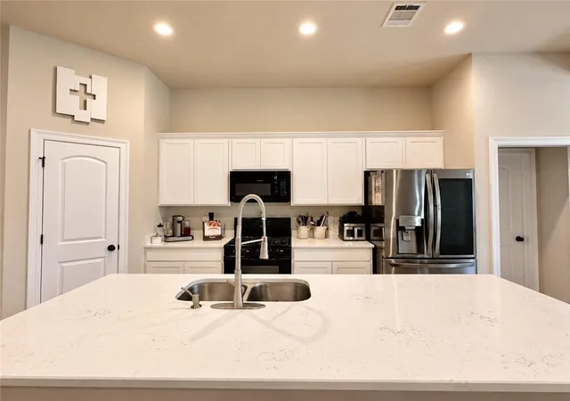 Photo 3 of Single family home for sale at 11268 Clover Knoll Dr, Covington, LA 70433 | MLS# 2577051 | Listing updated on 2026-09-18