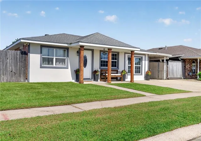 Photo 2 of Single family home for sale at 3512 Decomine Dr, Chalmette, LA 70043 | MLS# 2577678 | Listing updated on 2026-10-05