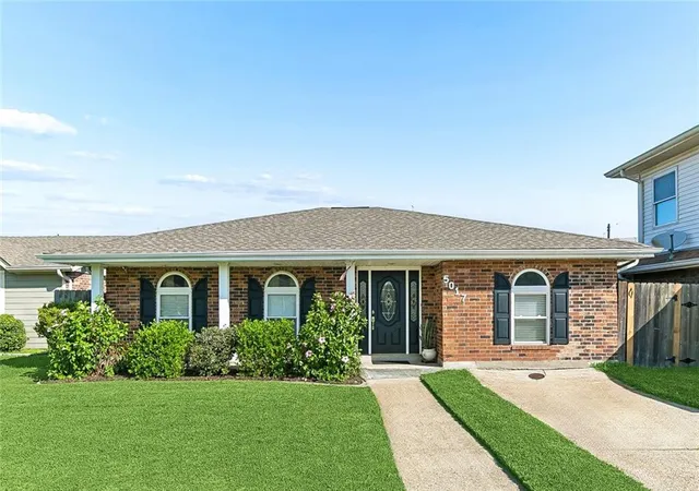 Photo 1 of Single family home for sale at 5017 Wabash St, Metairie, LA 70001 | MLS# 2577844 | Listing updated on 2026-09-23