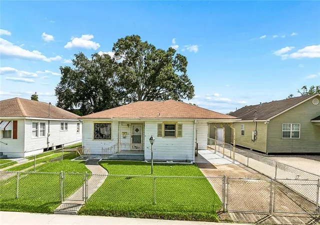Photo 1 of Sale Pending at 605 Gaudet Dr, Marrero, LA 70072 | MLS# 2577808 | Listing updated on 2026-09-22