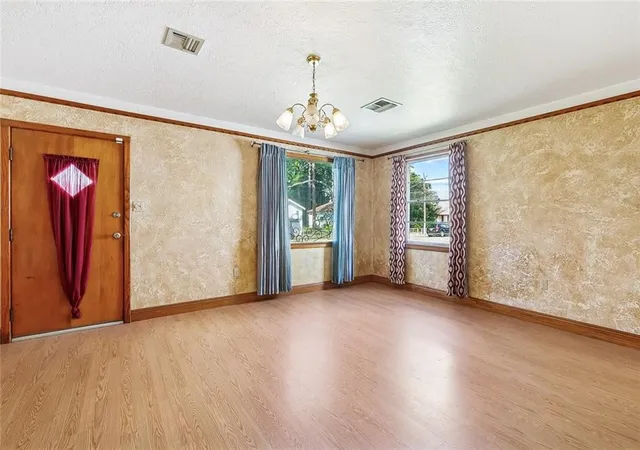 Photo 3 of Sale Pending at 605 Gaudet Dr, Marrero, LA 70072 | MLS# 2577808 | Listing updated on 2026-09-22