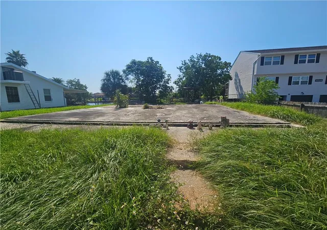 Photo 3 of Land for sale at 4732 Pontchartrain Dr, Slidell, LA 70458 | MLS# 2577186 | Listing updated on 2026-09-21