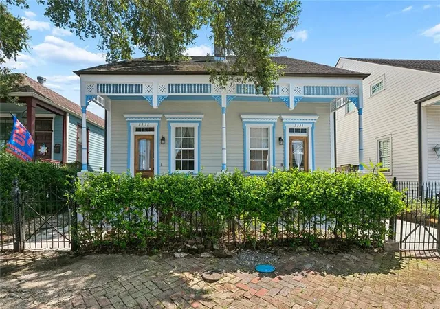 Photo 2 of Multi family home for sale at 2332 34 Chippewa St, New Orleans, LA 70130 | MLS# 2577881 | Listing updated on 2026-09-23
