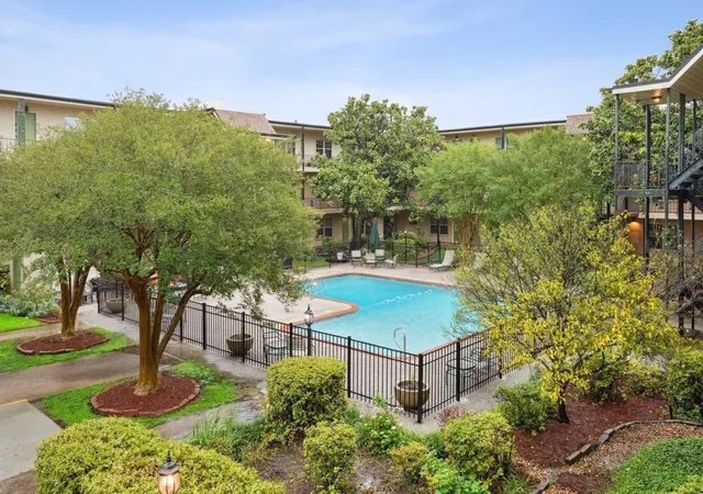 Condo for sale at 2732 Whitney Pl #311, Metairie, LA 70002 | MLS# 2577936
