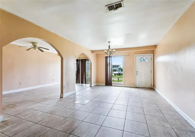 Photo 3 of Single family home for sale at 6408 Howard Ave, Marrero, LA 70072 | MLS# 2577904 | Listing updated on 2026-10-05