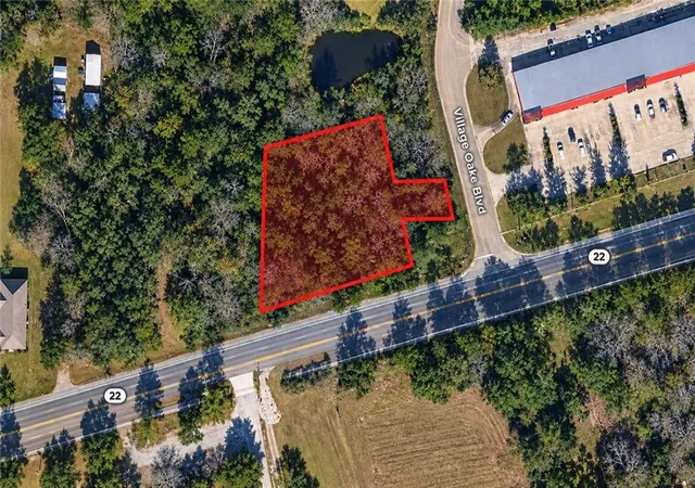 Photo 3 of Land for sale at Village Oaks Blvd, Ponchatoula, LA 70454 | MLS# 2577933 | Listing updated on 2026-09-18