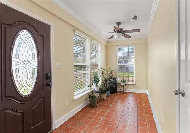Photo 3 of Single family home for sale at 5179 Mandeville St, New Orleans, LA 70122 | MLS# 2577949 | Listing updated on 2026-10-06