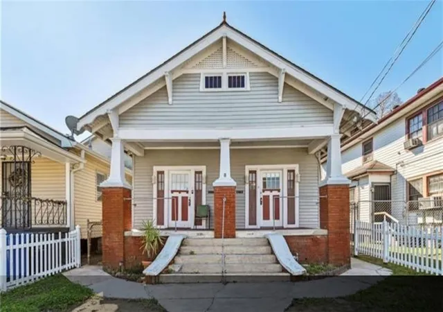 Multi family home for sale at 2626-28 Acacia St, New Orleans, LA 70122 | MLS# 2577496