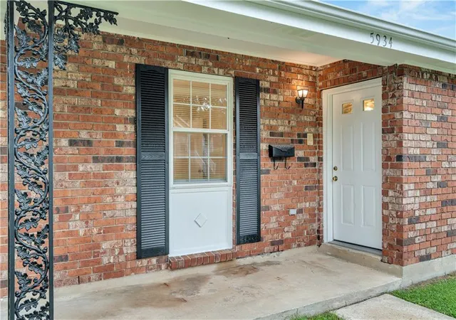 Photo 2 of Single family home for sale at 5934 Louisville St, New Orleans, LA 70124 | MLS# 2577490 | Listing updated on 2026-09-23