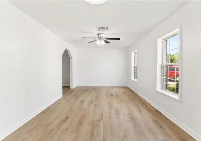 Photo 4 of Single family home for sale at 2460 Paige Janette Dr, Harvey, LA 70058 | MLS# 2578008 | Listing updated on 2026-09-21