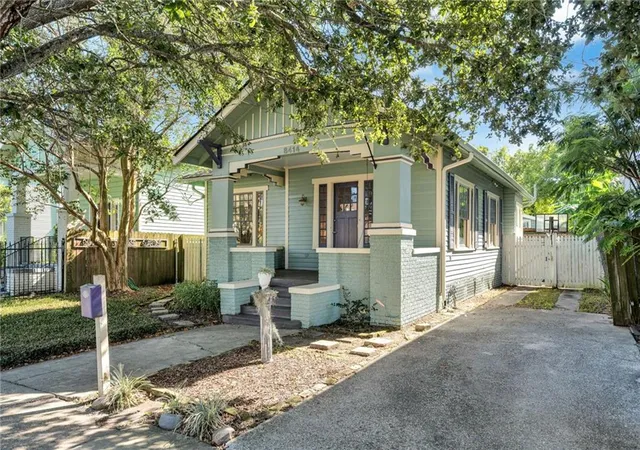 Photo 2 of Single family home for sale at 8414 Apricot St, New Orleans, LA 70118 | MLS# 2574720 | Listing updated on 2026-09-30