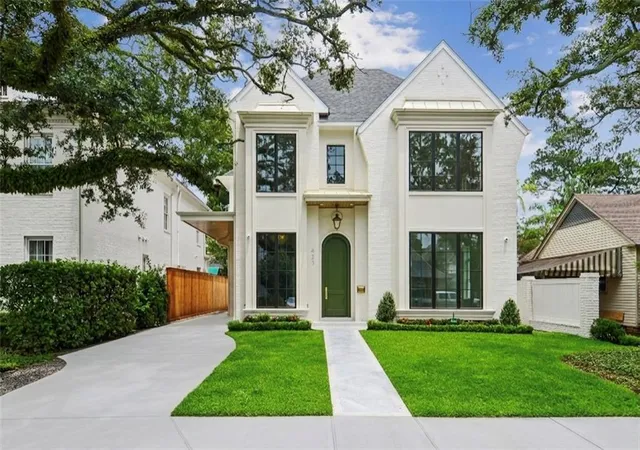 Single family home for sale at 423 Betz Pl, Metairie, LA 70005 | MLS# 2577352