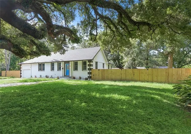 Photo 2 of Single family home for sale at 107 Neil Ave, New Orleans, LA 70131 | MLS# 2576704 | Listing updated on 2026-09-25