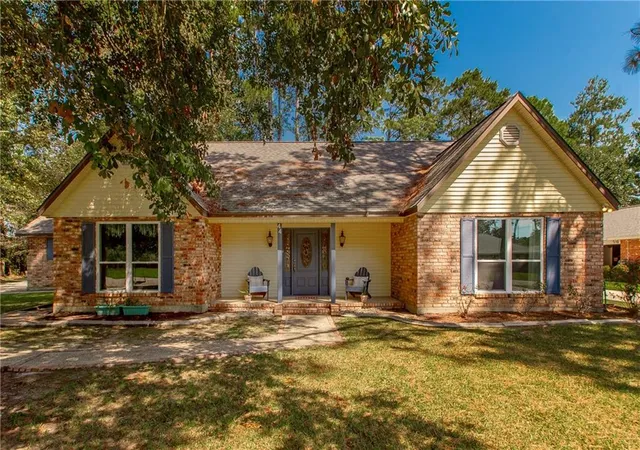 Photo 1 of Single family home for sale at 44 Laura Dr, Hammond, LA 70401 | MLS# 2578121 | Listing updated on 2026-09-24