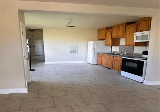 Photo 3 of House for sale at 3421 23 Eagle St, New Orleans, LA 70118 | MLS# 2576972 | Listing updated on 2026-09-21