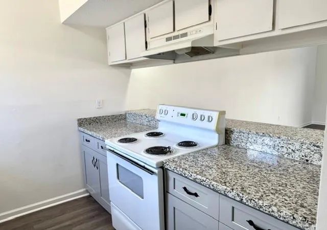 Photo 3 of Condo for sale at 3648 Martinique Ave #A, Kenner, LA 70065 | MLS# 2575950 | Listing updated on 2026-09-21