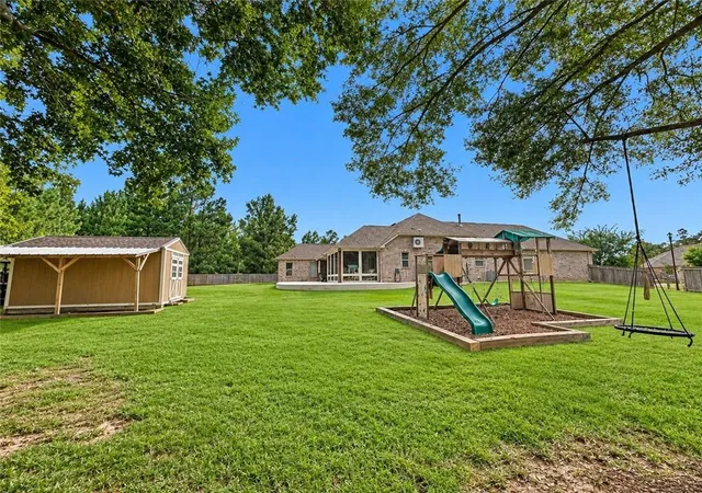 Photo 3 of Single family home for sale at 116 Aspen Crk Ct, Covington, LA 70433 | MLS# 2578171 | Listing updated on 2026-09-21