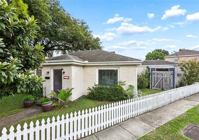 Photo 2 of Single family home for sale at 3701 Marigny St, New Orleans, LA 70122 | MLS# 2578131 | Listing updated on 2026-09-21