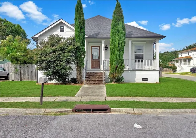 Photo 2 of Sale Pending at 5540 Lafaye St, New Orleans, LA 70122 | MLS# 2578196 | Listing updated on 2026-09-29