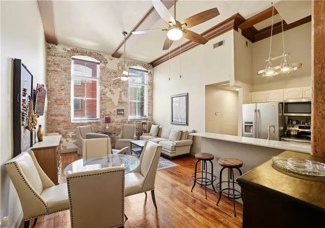 Photo 2 of Condo for sale at 333 Julia St #223, New Orleans, LA 70130 | MLS# 2578102 | Listing updated on 2026-09-22