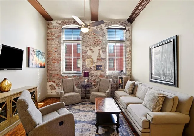 Photo 3 of Condo for sale at 333 Julia St #223, New Orleans, LA 70130 | MLS# 2578102 | Listing updated on 2026-09-22