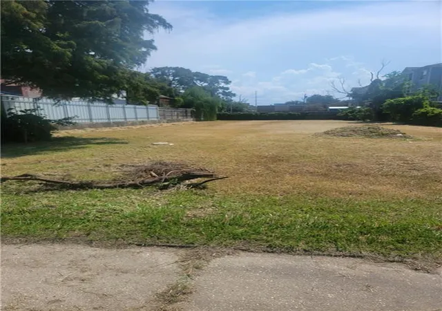 Photo 1 of Land for sale at 108 Poplar St, Metairie, LA 70005 | MLS# 2578281 | Listing updated on 2026-09-22