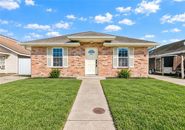 Photo 1 of Multi family home for sale at 3813 15 Jupiter Dr, Chalmette, LA 70043 | MLS# 2577376 | Listing updated on 2026-10-06