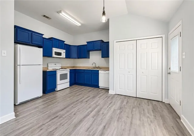 Photo 4 of House for sale at 3813 15 Jupiter Dr, Chalmette, LA 70043 | MLS# 2577376 | Listing updated on 2026-10-06