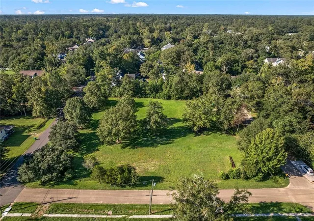 Photo 1 of Land for sale at 813 S New Hampshire St, Covington, LA 70433 | MLS# 2578180 | Listing updated on 2026-09-22