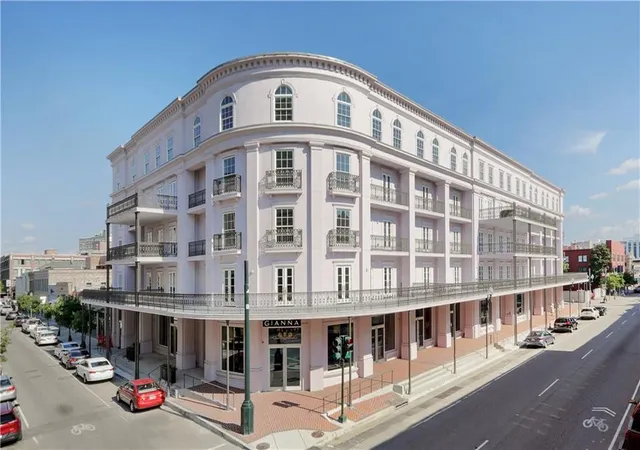 Photo 2 of Condo for sale at 700 Magazine St #211, New Orleans, LA 70130 | MLS# 2576450 | Listing updated on 2026-09-22