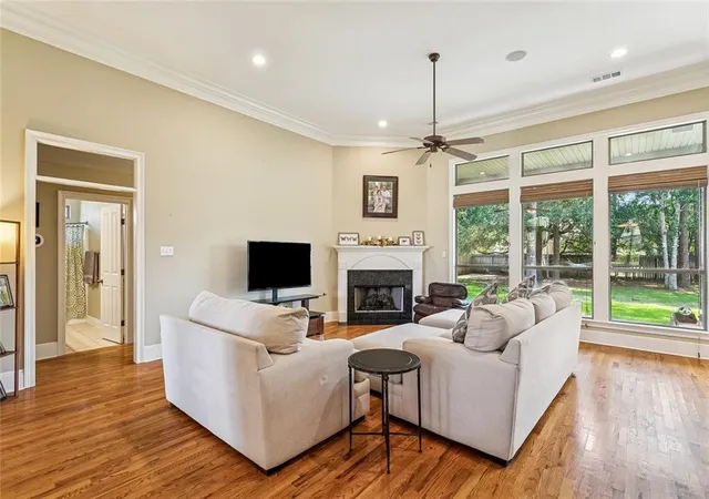 Photo 4 of Single family home for sale at 3154 Grove Ct, Mandeville, LA 70448 | MLS# 2578329 | Listing updated on 2026-09-22