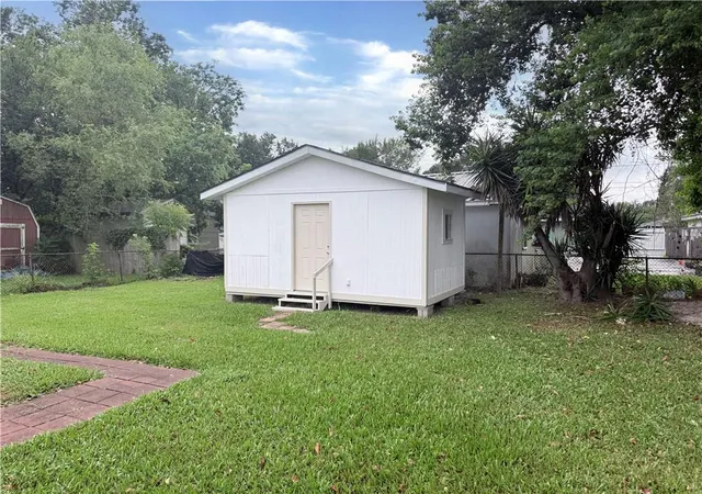 Photo 2 of Single family home for sale at 713 Lang St, New Orleans, LA 70131 | MLS# 2578360 | Listing updated on 2026-09-22