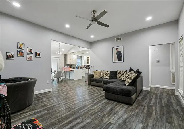 Photo 4 of Single family home for sale at 336 Jeffer Dr, Waggaman, LA 70094 | MLS# 2577583 | Listing updated on 2026-09-22