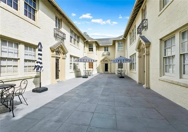 Photo 2 of Condo for sale at 4239 St Charles Ave #J, New Orleans, LA 70115 | MLS# 2578341 | Listing updated on 2026-09-22