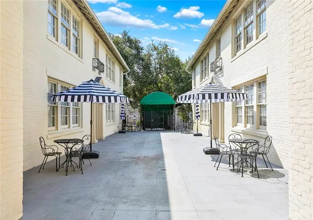 Photo 3 of Condo for sale at 4239 St Charles Ave #J, New Orleans, LA 70115 | MLS# 2578341 | Listing updated on 2026-09-22